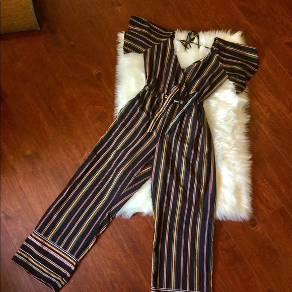Black striped jumpsuit - Picture 2 of 8